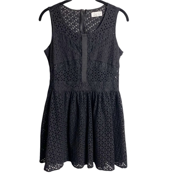 Love Tree - Black Eyelet Dress - Sz. L - Picture 1 of 5
